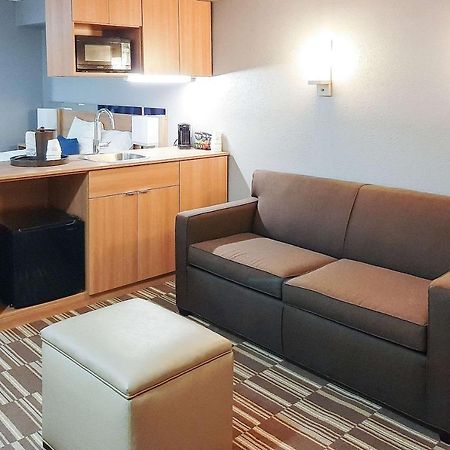 Starkville Inn & Suites 외부 사진