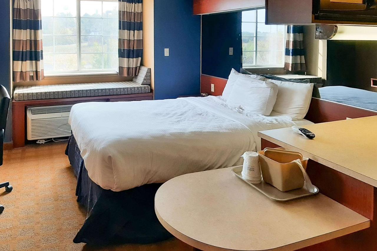 Starkville Inn & Suites 외부 사진