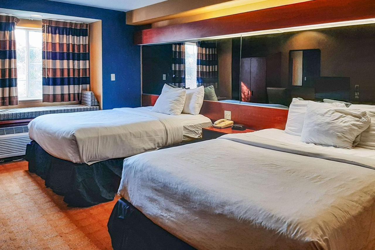 Starkville Inn & Suites 외부 사진